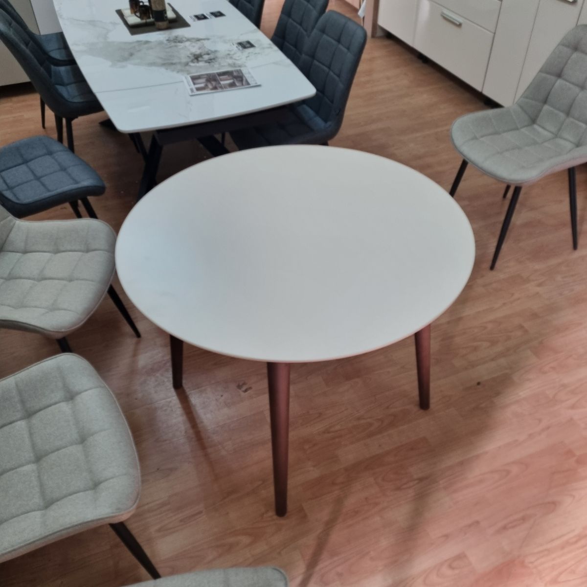 Trpezarijski sto T-1 (fi100 cm) do isteka zaliha - Slika 2